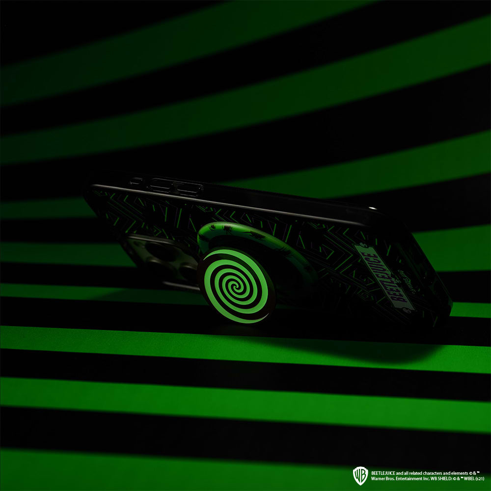 Never Trust the Living — iPhone 17 Pro Max MagSafe Case - US 12012
