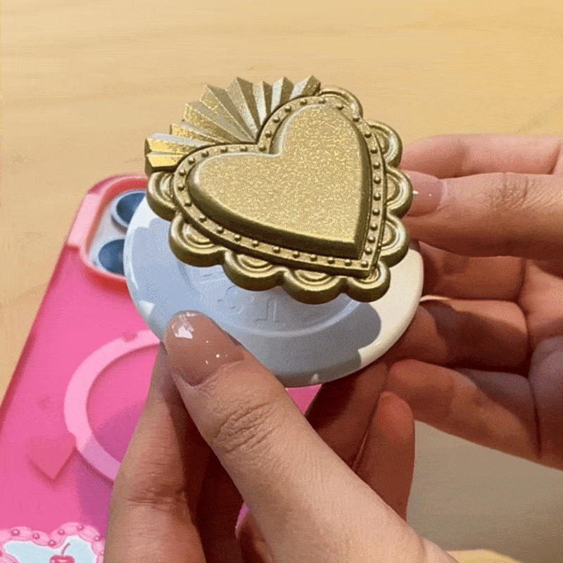 PopOut Sacred Heart Gold — MagSafe PopGrip - US 16465
