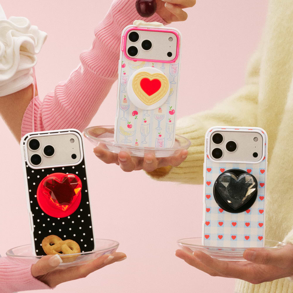 Berry Sweet Gingham — iPhone 17 Pro Max MagSafe Case - US 88474